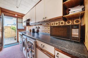 Kitchen - click for photo gallery